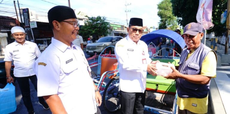 ASN Banyuwangi Tunjukkan Solidaritas Tinggi Dengan Menyalurkan Ratusan Paket Daging Kurban