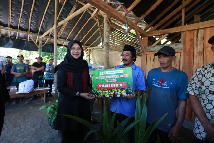 Bupati Banyuwangi Gelontorkan Berbagai Program Pemberdayaan Masyarakat di Desa Lereng Gunung Ijen