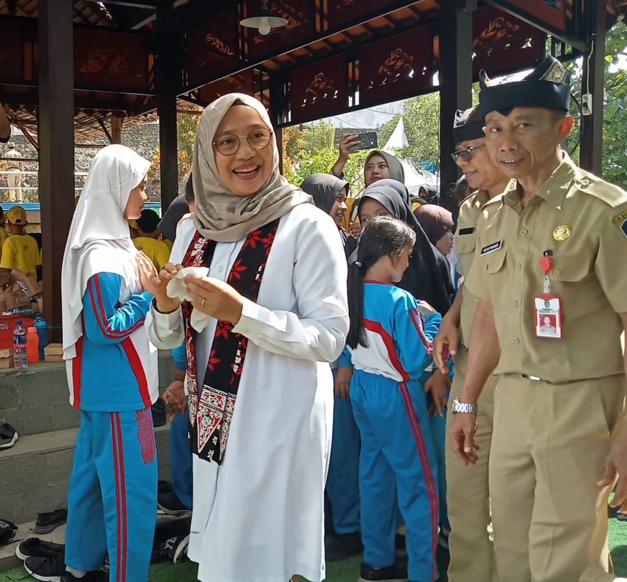 Bupati Banyuwangi Ipuk Fiestiandani Hadiri Acara Sekardadu di Dam ConCrong Rogojampi