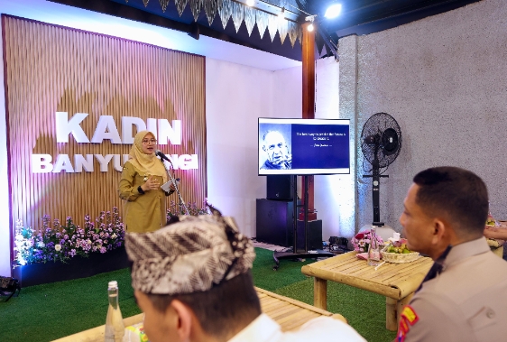 Bupati Banyuwangi Ipuk Fiestiandani Mengapresiasi Peran Kamar Dagang dan Industri Indonesia