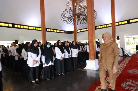 Bupati Banyuwangi Mengangkat 4.909 Honorer Banyuwangi Menjadi PPPK Paruh Waktu