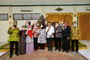 Bupati Banyuwangi Bersilaturahmi Dengan Ikatan Keluarga Banyuwangi