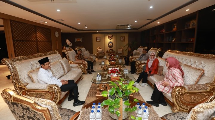 Bupati Ipuk Laporkan Progres Sekolah Rakyat dan Digitalisasi Perlinsos