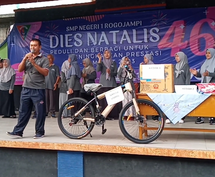 Dalam Rangka Dies Natalis Ke-46 Th 2023, SMPN1 Rogojampi Menggelar Kegiatan Bersifat Sosial