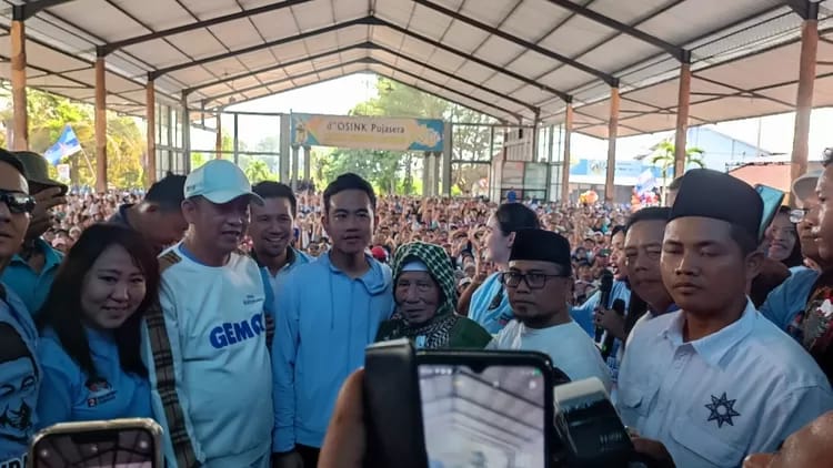 Gibran Kampanye Perdana Di Bumi Blambangan, Michael Edy Hariyanto: Perintah Dari Pusat