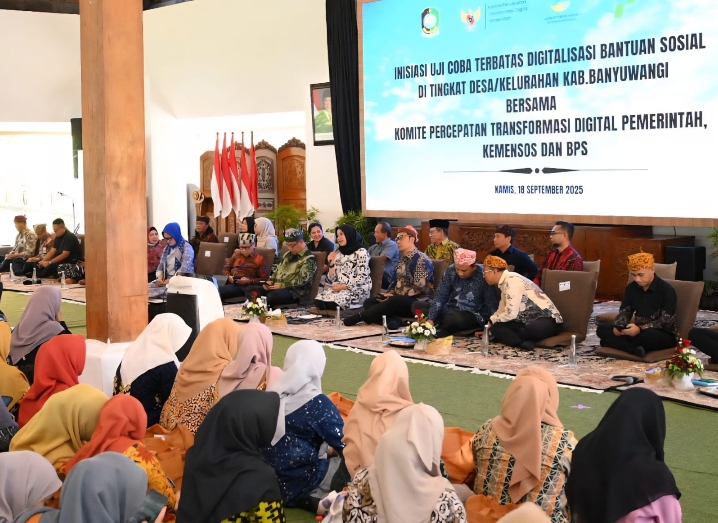 Jadi Percontohan Digitalisasi Bansos Nasional, Uji Coba Mulai Dilakukan di Banyuwangi Hari Ini