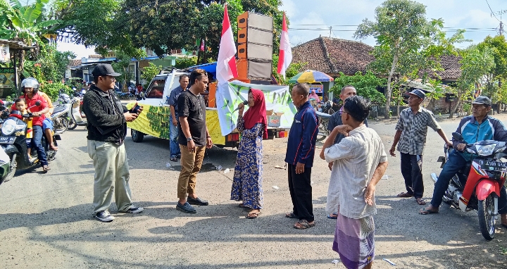 Kecewa, Masyarakat Desa Badean Bersama Aktivis Minta Kepala Desa Turun Dari Jabatannya