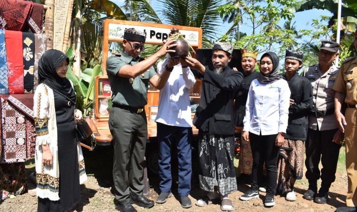 Kodim 0825 Gelar Penutupan Keaksaraan Dasar Masyarakat Adat Rumah Budaya Kampoeng Batara Papring