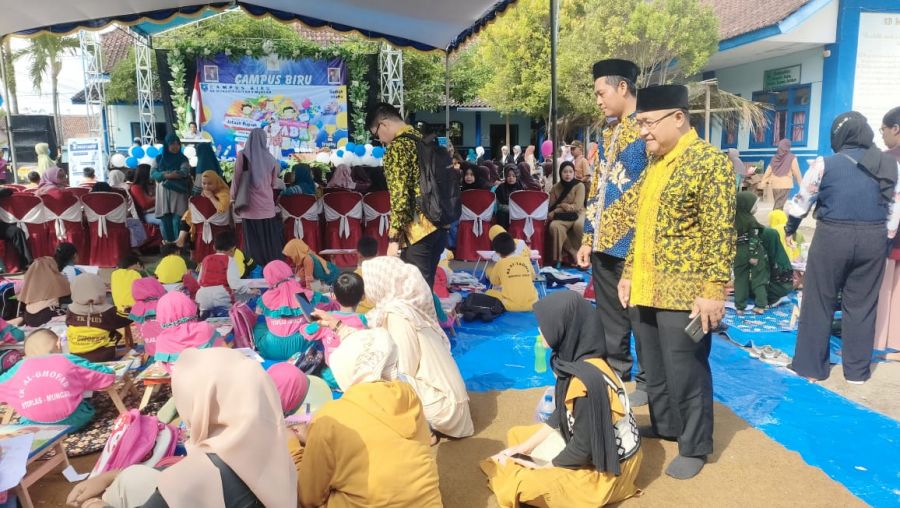 Lomba Mewarnai Ciptakan Mental Berkarya Anak TK di Gedung SD Muhammadiyah 05 Muncar