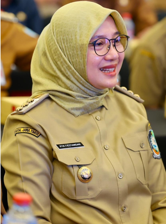 Bupati Ipuk Geber Beasiswa “Banyuwangi Progresif”,