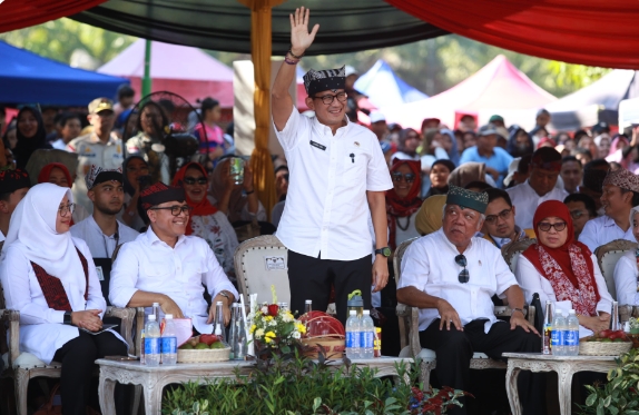 Menparekraf Sebut Banyuwangi Ethno Carnival Acuan Bagi Daerah Penyelenggara Event Nusantara