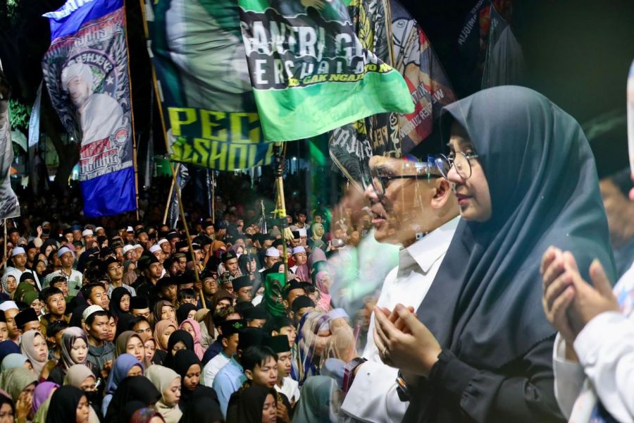 Meriahkan Pergantian Tahun, Bupati Ipuk Fiestiandani Hadiri Acara Gema Selawat di Banyuwangi