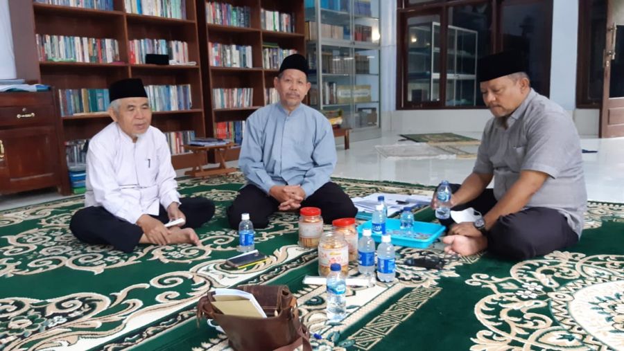 MUI Banyuwangi Pastikan Penurunan  Papan Nama Ormas Berbasis Islam Sudah Kondusif