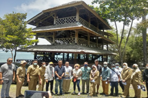 Persiapan World Surf League (WSL) Championship Tour 2022 di Banyuwangi Berjalan Lancar