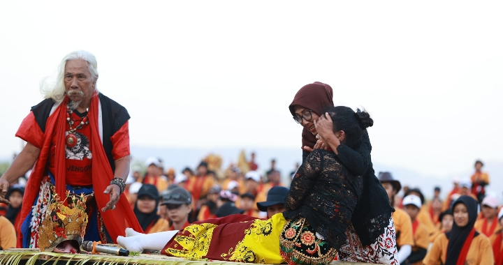 Satu Hari Menjelang Perhelatan Seni Kolosal Gandrung Sewu