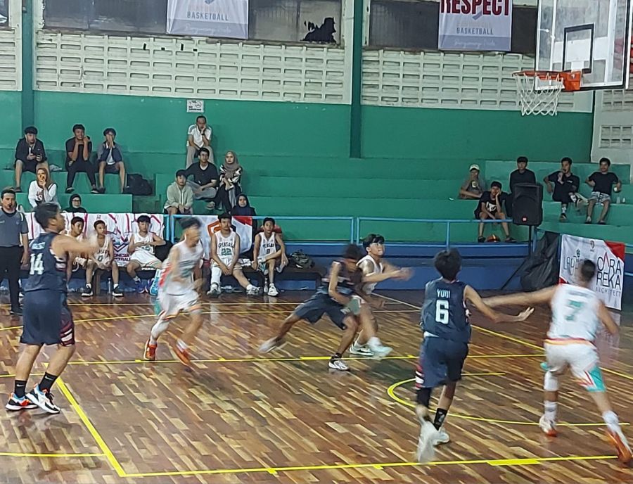 Tim Basket Putra SMAN 1 Glagah Curi Perhatian di Laga Harjaba Cup 2023 