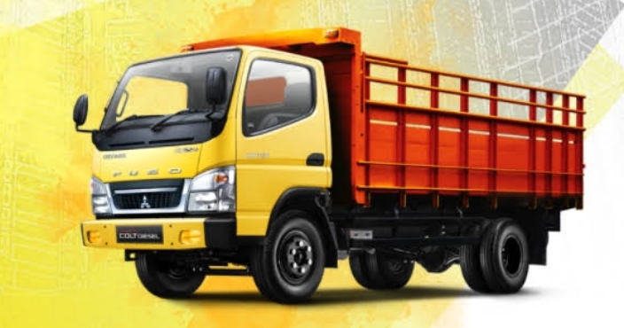 Truk Pasir Melintasi Jalan Desa Bedewang Kabupaten Banyuwangi, Warga Ancam Demo 