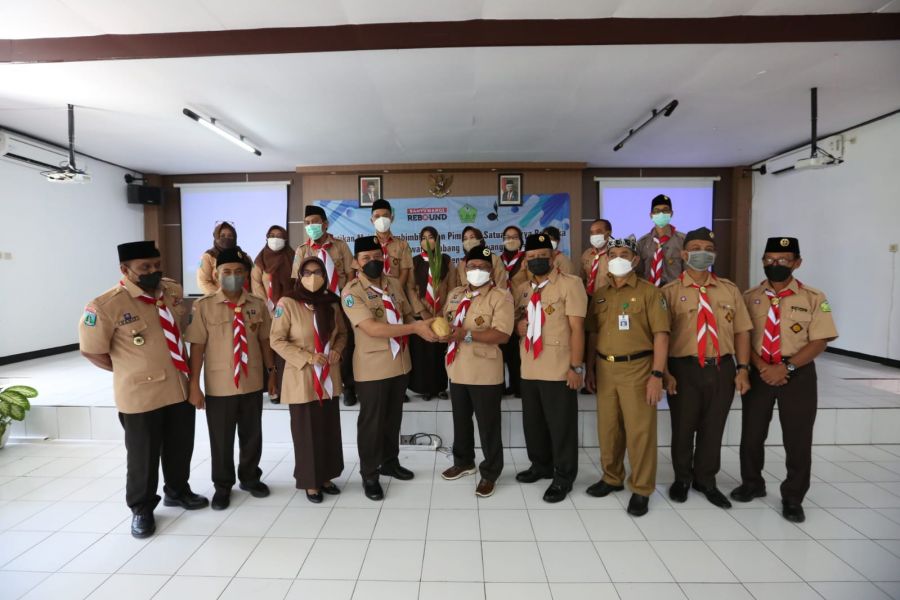 Wakil Bupati Lantik Mabi Saka Pramuka Bakti Husada Cabang Banyuwangi