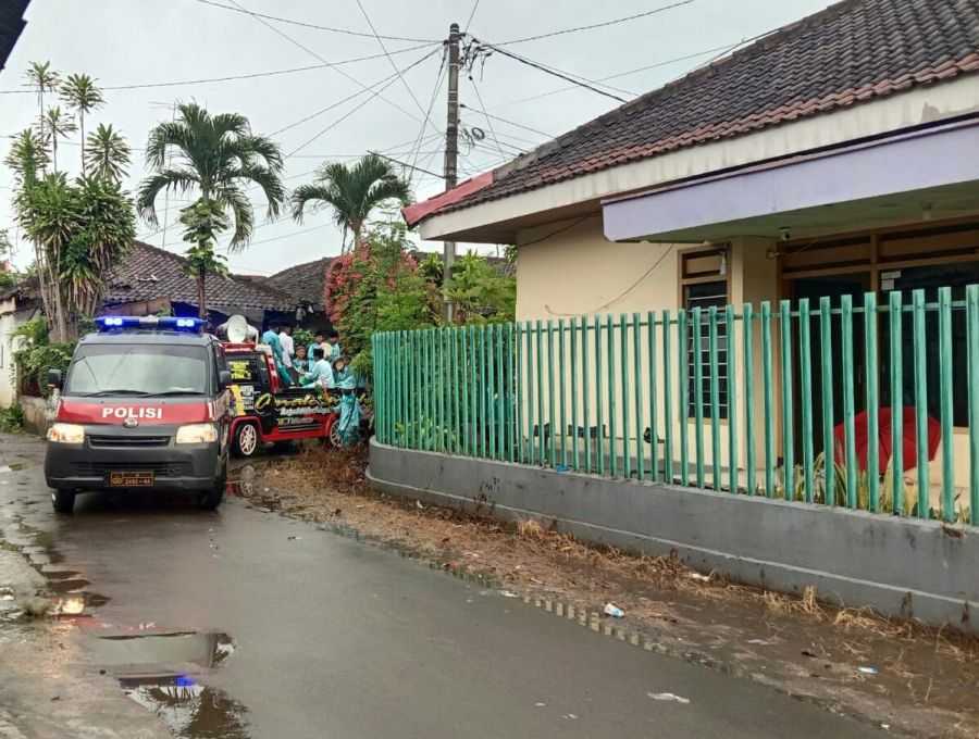 Walaupun di Guyur Hujan, Tidak Mematahkan Semangat  Untuk Merayakan Maulid Nabi